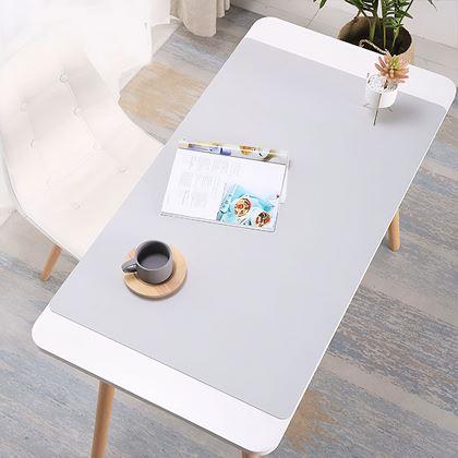 Obrazek z Premiumowa podkładka pod mysz i klawiaturę ze skóry ekologicznej 80x40 cm - jasnoszary