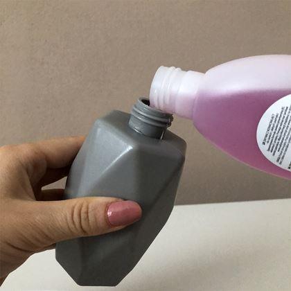 Obrazek z Dozownik z pompką 200 ml