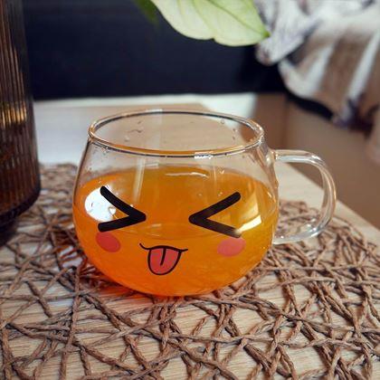 Obrazek z Kubek emoji - wystawiony język