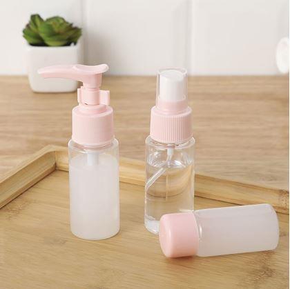 Obrazek z Zestaw podróżnych buteleczek na kosmetyki w kosmetyczce do samolotu 50 ml