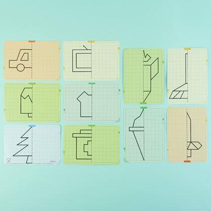 Obrazek z Zestaw do symetrycznego rysowania - świat wokół nas
