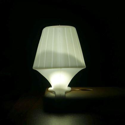 Obrazek z Lampka do rozpraszania światła ze smartfonu