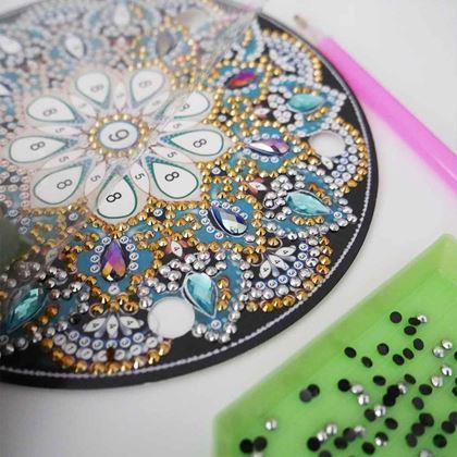 Obrazek z Diamentowe malowanie - lampa LED mandala - niebiesko - srebrna