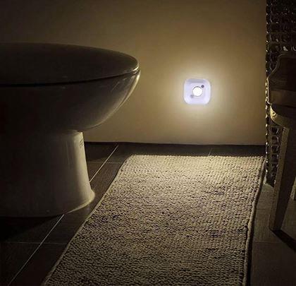 Obrazek z Nocna lampka LED na baterie z czujnikiem ruchu