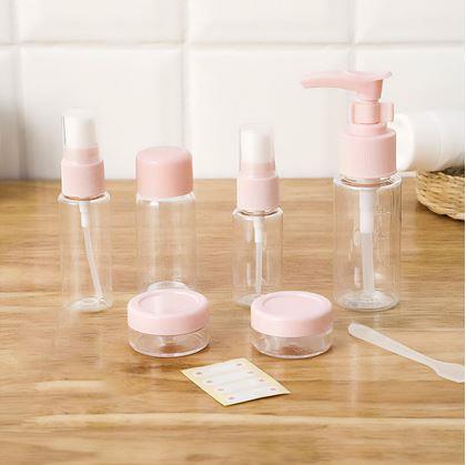 Obrazek z Zestaw podróżnych buteleczek na kosmetyki w kosmetyczce do samolotu 50 ml