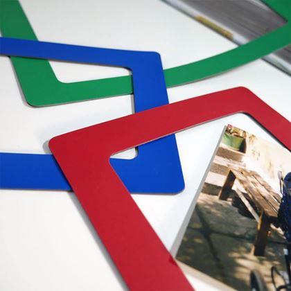 Obrazek z Magnetyczna ramka na zdjęcia na lodowkę  - 9x13
