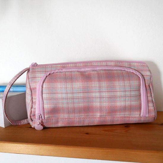 Obrazek z Piórnik/etui z odchylaną częścią - różowy
