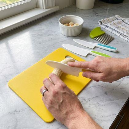 Obrazek z Dziecięcy zestaw kuchenny – bezpieczne krojenie