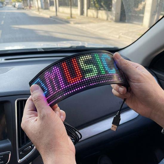 Obrazek z LED wyświetlacz do samochodu z aplikacją